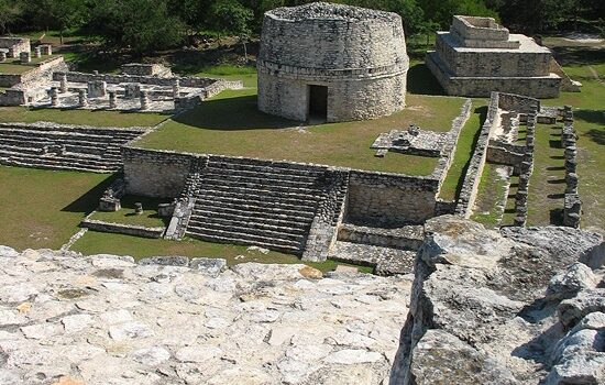 Mayapán, ruinas mayas entre la selva 11