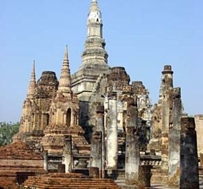 El templo de Wat Mahathat en Tailandia 4
