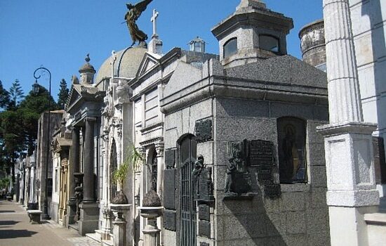 El Cementerio de Recoleta en Buenos Aires 8