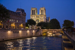 París, la ciudad ilustrada, luminosa y romántica 2