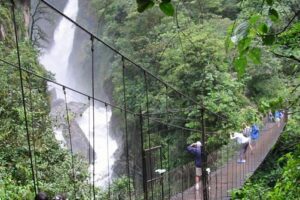 Baños, paraíso natural en Ecuador 15