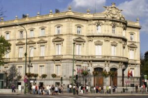 Visita el Palacio de Linares en Madrid 11