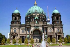 Visita la Catedral de Berlín 17