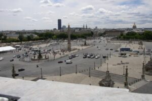 La Plaza de la Concordia en París 13