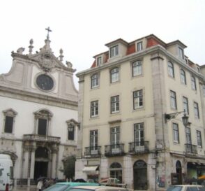 Iglesias en el Chiado, Lisboa 10
