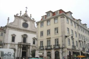 Iglesias en el Chiado, Lisboa 11