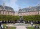 La Plaza de los Vosgos en París 10