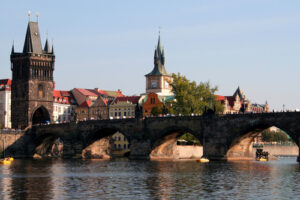 El Puente de Carlos en Praga 11
