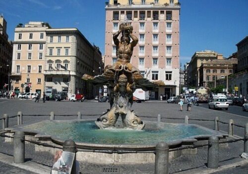 La Fuente del Tritón en Roma 9