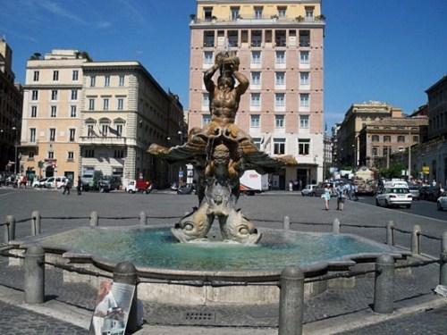 La Fuente del Tritón en Roma 2