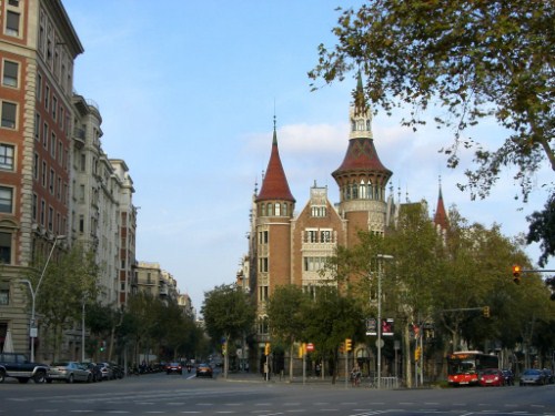 Visita la Casa de les Punxes en Barcelona 2