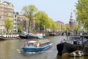 Cruceros y canales en Amsterdam 1