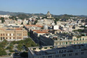 Messina, la puerta de Sicilia en Italia 16