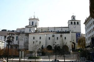De paseo monumental por Santander 15
