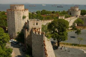 La Fortaleza de Yedikule en Estambul 11