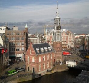 Munttoren, la Torre de la Moneda en Amsterdam 7