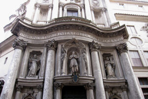Iglesias del centro de Roma 8