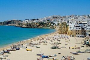 Albufeira, el paraíso portugués para unas vacaciones 11