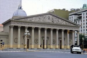 La Catedral Metropolitana, principal símbolo religioso de Buenos Aires 1