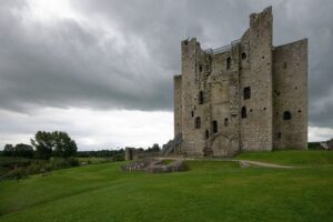 Trim, pueblo histórico cerca de Dublín 10