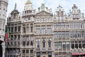 Le Cornet, fachadas en la Grand Place de Bruselas 4
