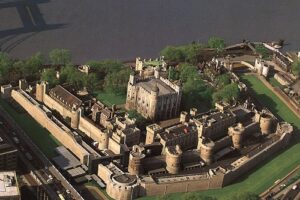 El símbolo de la capital británica: la Torre de Londres 9