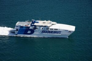 Buquebus, viajar en barco de Argentina a Uruguay 1