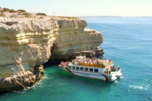 Ver delfines y cuevas en la Albufeira 1