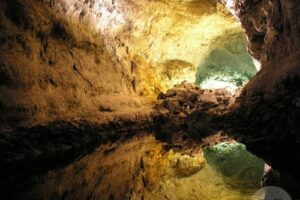 Cueva de los Verdes